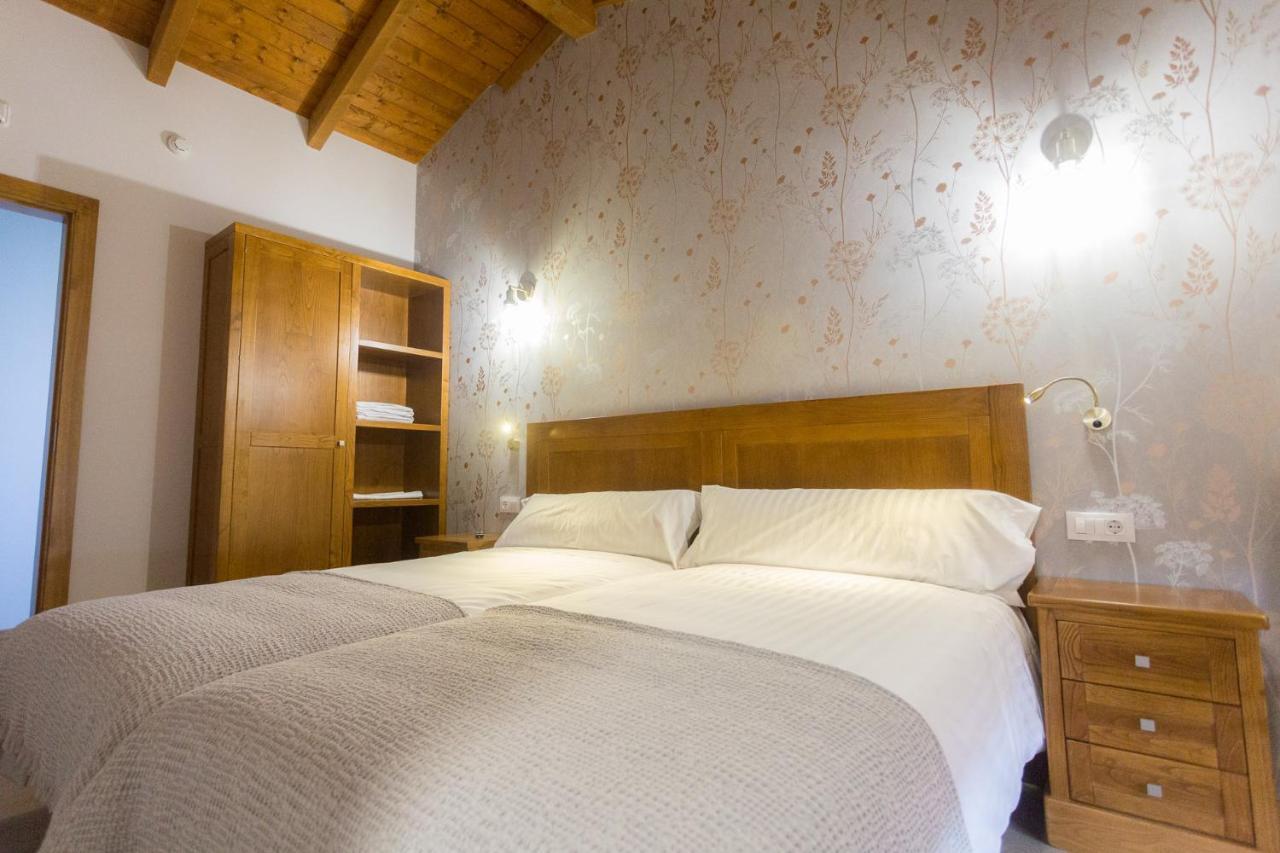 Casa Da Ponte De Penas Hotell Melide Exteriör bild