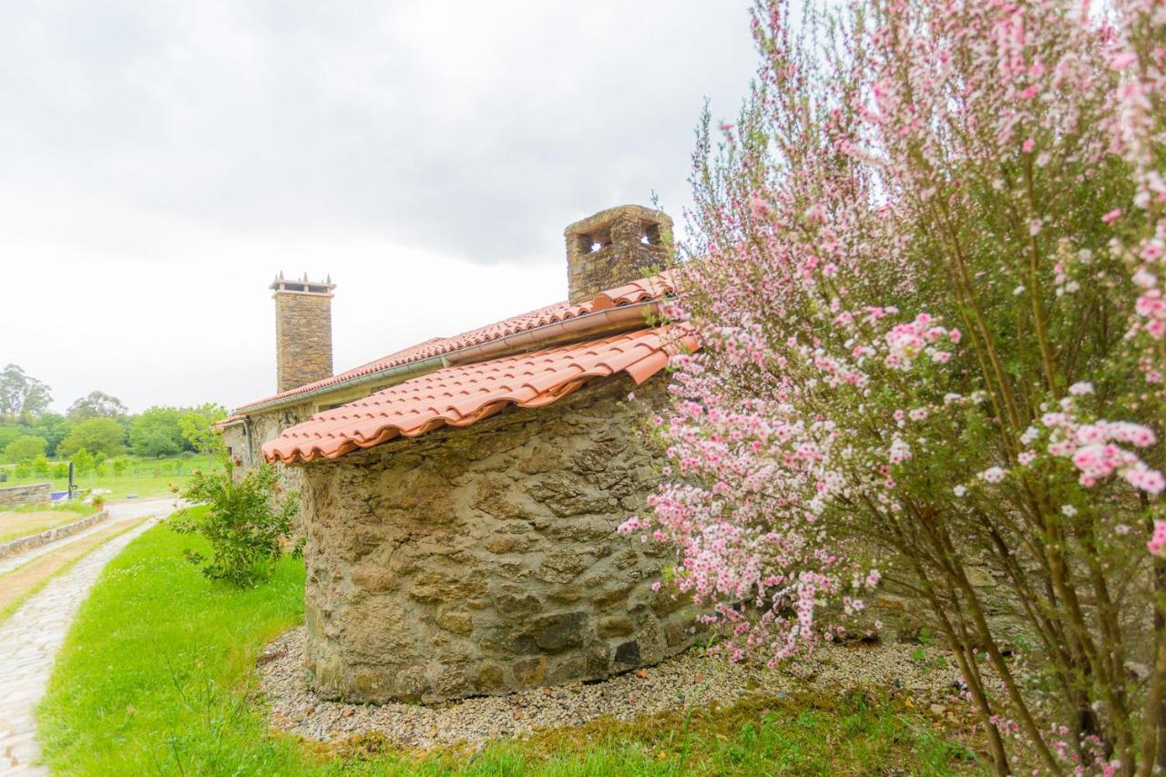 Casa Da Ponte De Penas Hotell Melide Exteriör bild