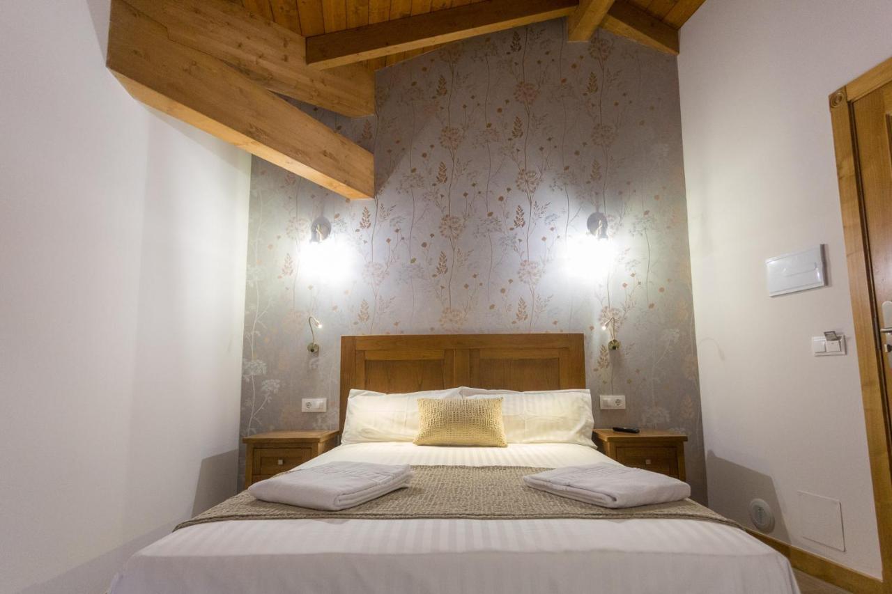 Casa Da Ponte De Penas Hotell Melide Exteriör bild